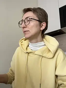 Snapshot of Sensual_Flower chatting on 11, 2, 2026 Sensual Flower online show from 11, 2, 2026