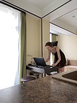 Sensual Flower online show from 3, 4, 2026