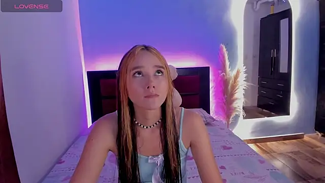 CRISTAL T2 online show from 4, 4, 2026