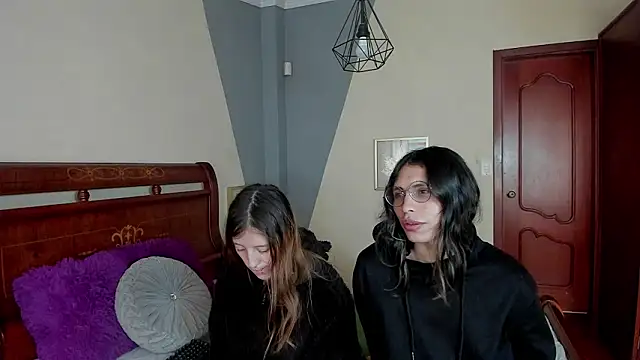 Briar y Blair online show from 19, 1, 2026