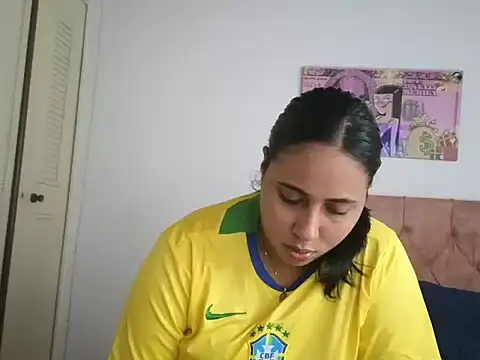 Snapshot of Valery__lovex chatting on 14, 6, 2026 Valery lovex online show from 14, 6, 2026