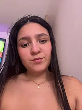 Camila sanchez25 online show from 17, 4, 2026