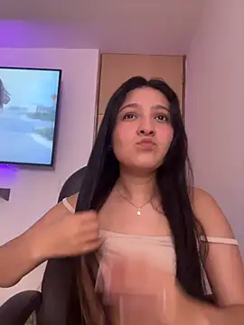 Camila sanchez25 online show from 5, 4, 2026