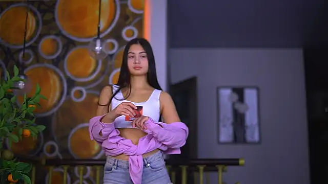 LorettaBeetz online show from 22, 12, 2025