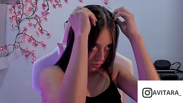 vanesita  online show from 19, 6, 2026