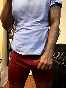 Snapshot of daddydarkskindikk chatting on 21, 12, 2025 daddydarkskindikk online show from 21, 12, 2025