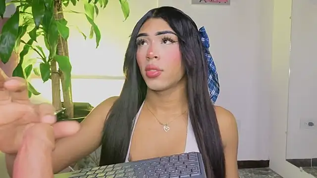 Snapshot of Im_Perlaa_ chatting on 8, 1, 2026 Im Perlaa online show from 8, 1, 2026