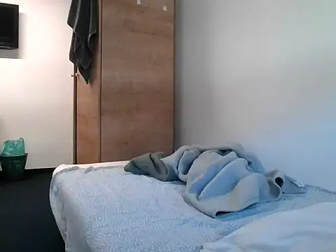 Snapshot of sweetpinoy2027 chatting on 14, 1, 2026 sweetpinoy2027 online show from 14, 1, 2026