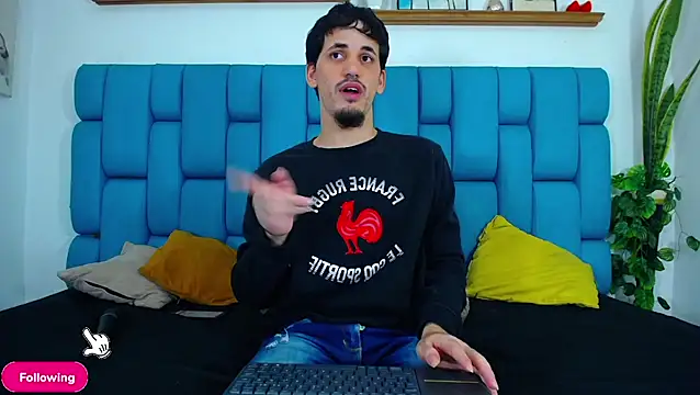 boy Dirty X online show from 18, 4, 2026