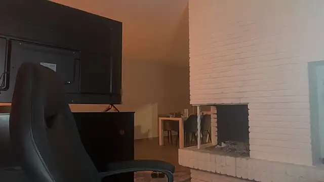 Melina Diamond online show from 10, 1, 2026