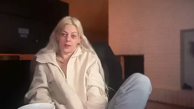 Melina Diamond online show from 13, 1, 2026