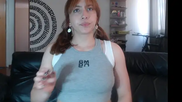 Snapshot of BeautyYoungblond chatting on 9, 2, 2026 BeautyYoungblond online show from 9, 2, 2026