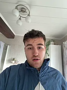 KinkyLovePublic online show from 12, 4, 2026