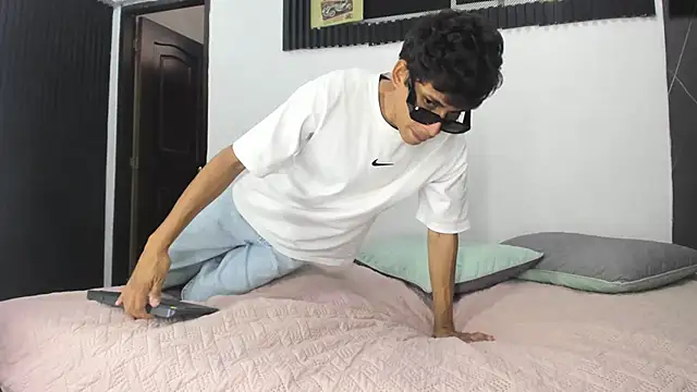 Emer santos online show from 11, 4, 2026