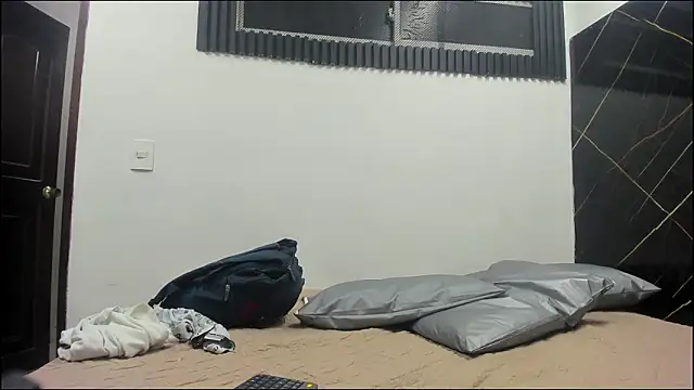 Snapshot of Emer_santos chatting on 7, 2, 2026 Emer santos online show from 7, 2, 2026