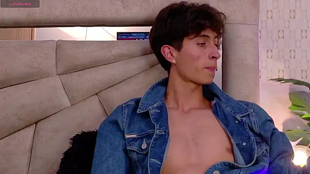 Ithan Skin online show from 5, 3, 2026