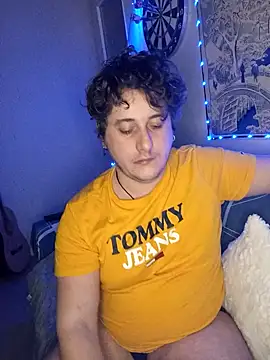 Snapshot of damslebambou1 chatting on 2, 2, 2026 damslebambou1 online show from 2, 2, 2026