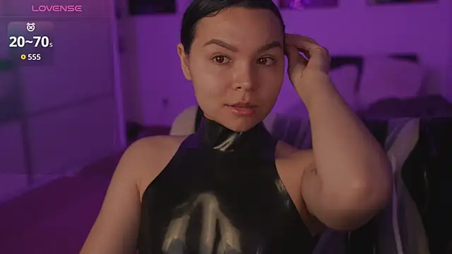 Snapshot of Dominatrix_Alice chatting on 8, 5, 2026 Dominatrix Alice online show from 8, 5, 2026