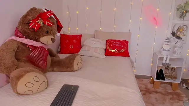 Lily Hiill7 online show from 17, 12, 2025