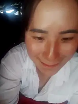 Snapshot of Belinda-686 chatting on 23, 12, 2025 Belinda-686 online show from 23, 12, 2025