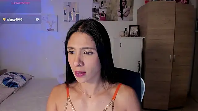 Snapshot of VEROSlen- chatting on 5, 7, 2026 VEROSlen- online show from 5, 7, 2026