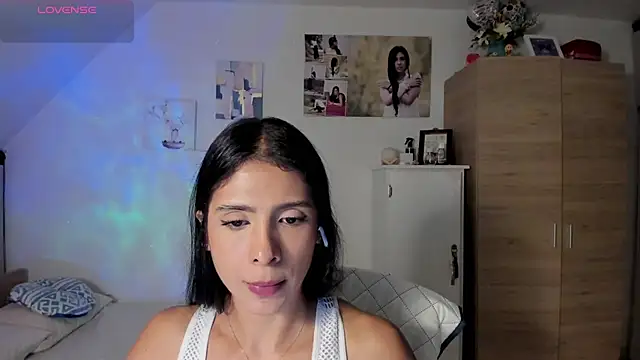 Snapshot of VEROSlen- chatting on 9, 7, 2026 VEROSlen- online show from 9, 7, 2026