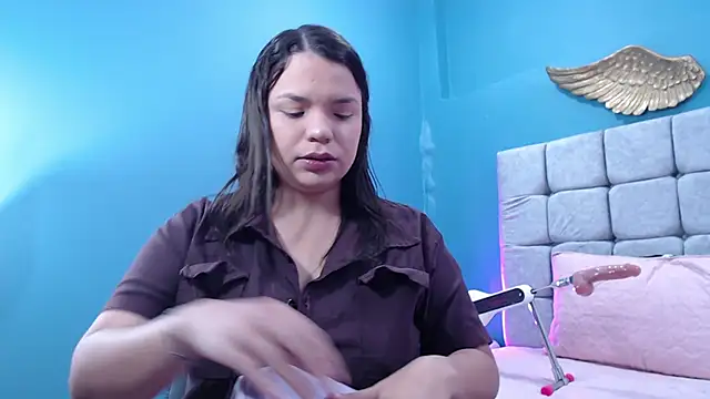 AuraArnau online show from 12, 1, 2026