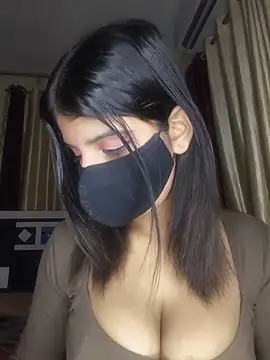 Snapshot of Zaayaa_2 chatting on 22, 6, 2026 Zaayaa 2 online show from 22, 6, 2026