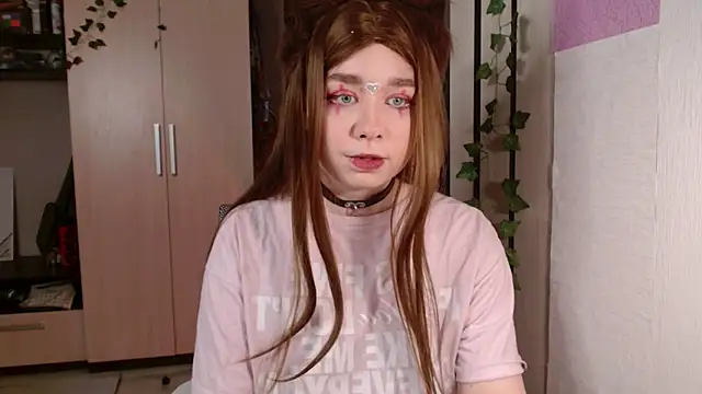 Yuly Soft online show from 18, 12, 2025