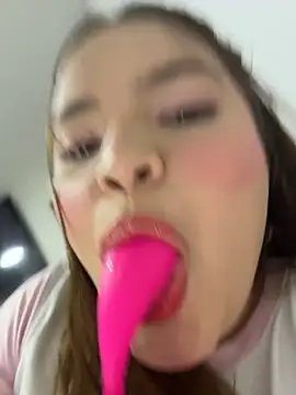 melanie hh1 online show from 20, 12, 2025