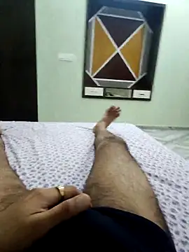 Tall7boy7 online show from 14, 4, 2026