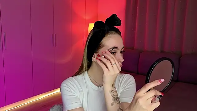 Aurelia Voss online show from 11, 3, 2026