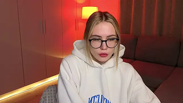 Aurelia Voss online show from 19, 2, 2026