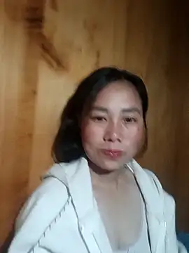 Chloe-ee online show from 20, 12, 2025