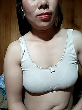 Chloe-ee online show from 25, 2, 2026