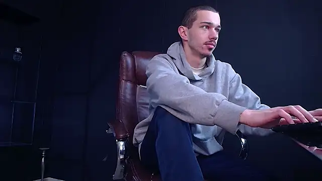 KaydenDrew online show from 17, 12, 2025