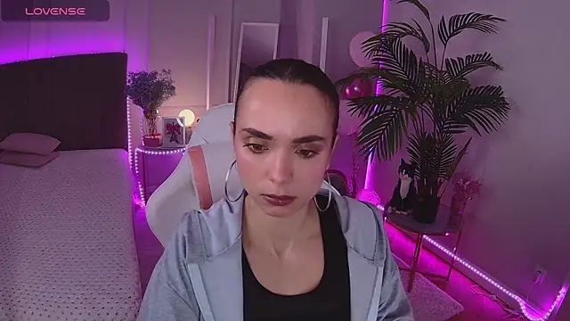 Dayana Foxy online show from 17, 12, 2025