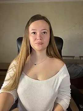 CaramelleSugarr online show from 19, 4, 2026