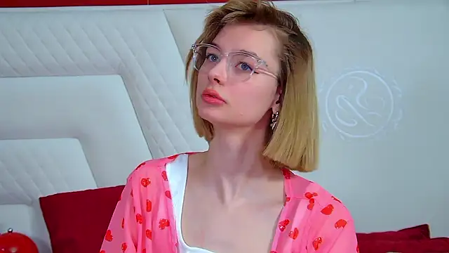 Snapshot of MerlinMeyer chatting on 21, 2, 2026 MerlinMeyer online show from 21, 2, 2026