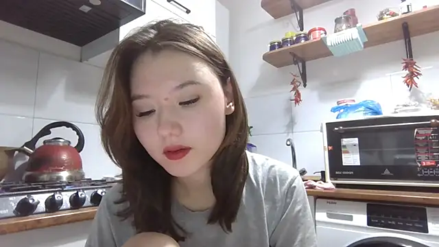 Snapshot of VelmaMaasch chatting on 18, 12, 2025 VelmaMaasch online show from 18, 12, 2025