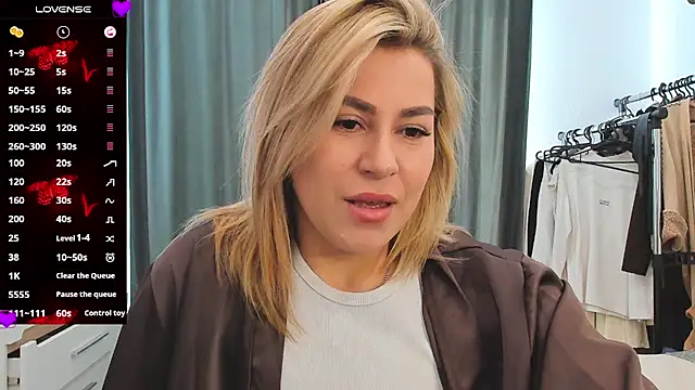 Roxi Joy online show from 18, 2, 2026