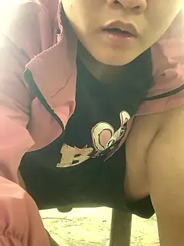 Thanhhuyen001 online show from 14, 1, 2026