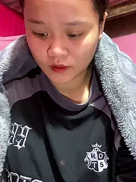 Thanhhuyen001 online show from 6, 1, 2026