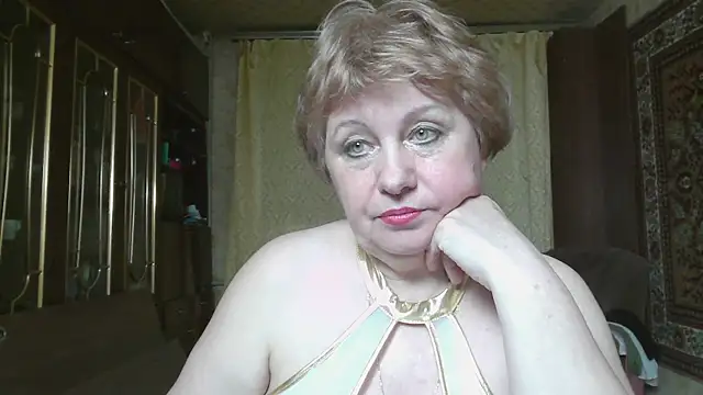 Casey peach online show from 26, 5, 2026