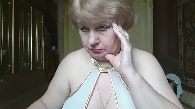 Casey peach online show from 28, 5, 2026
