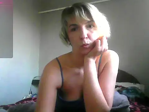 Lana Foxyy online show from 5, 4, 2026