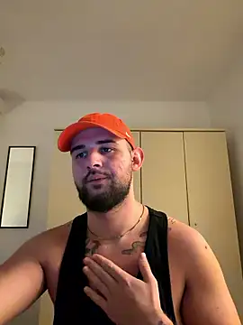 Snapshot of LunaFoxTip chatting on 11, 1, 2026 LunaFoxTip online show from 11, 1, 2026