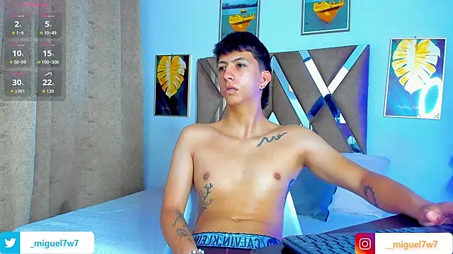 DaniiFoxx online show from 17, 12, 2025