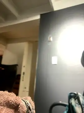 Venuz Rivers  online show from 12, 1, 2026