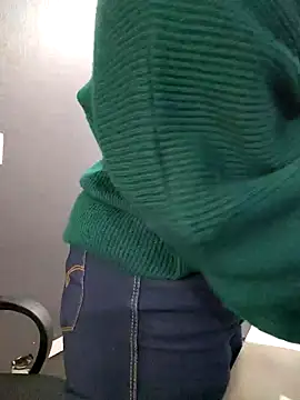 Venuz Rivers  online show from 17, 12, 2025